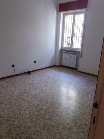 Borgo Trento affittasi ampio trilocale con terrazzo - Foto 4