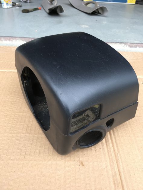 Plastica / Calotta rivestimento piantone sterzo JEEP Cherokee 2.5 CRD anno 2002