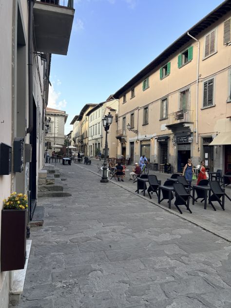Cedessi attività commerciale-Centro Storico Prato - Foto 2