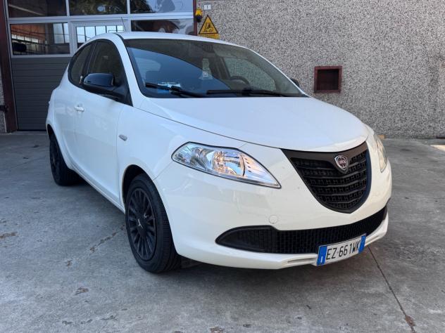 Lancia Ypsilon 1.2 69 CV 5 porte GPL Ecochic Gold - Foto 6