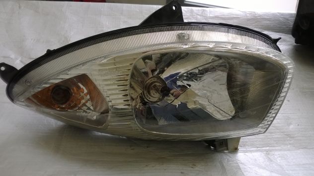 Malaguti Spidermax carene fanali radiatore freni kit cinghia ruote regolatore - Foto 4