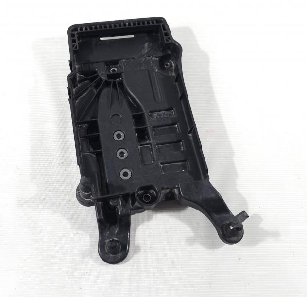 ALLOGGIO BATTERIA VOLKSWAGEN T-CROSS Serie 2Q0915331 Benzina 1000 (19)