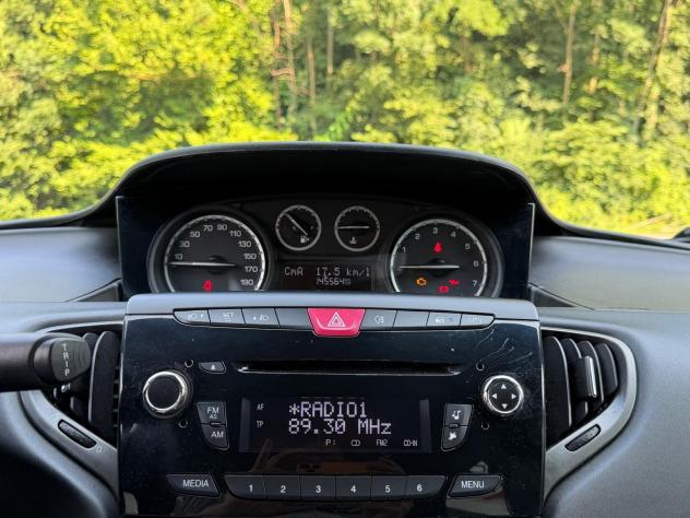 Lancia Ypsilon 1.2 69 CV 5 porte Platinum - Foto 10