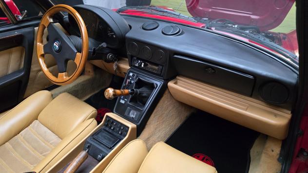 Alfa Romeo Spider 2.0i - Foto 8