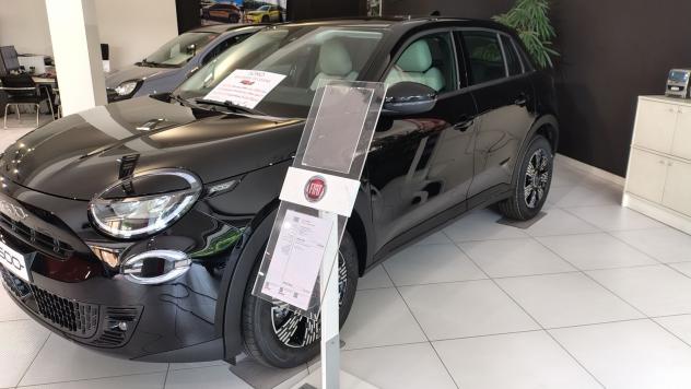FIAT 600 1.2 Hybrid 145cv Icon - Foto 3