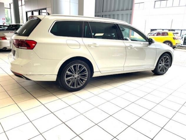 Volkswagen Passat Variant 2.0 TDI SCR EVO DSG Executive - Foto 4