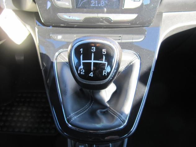 Lancia Ypsilon 1.2 69 CV 5 porte GPL Ecochic Mya - Foto 7