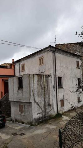 Trilocale in vendita a Podenzana