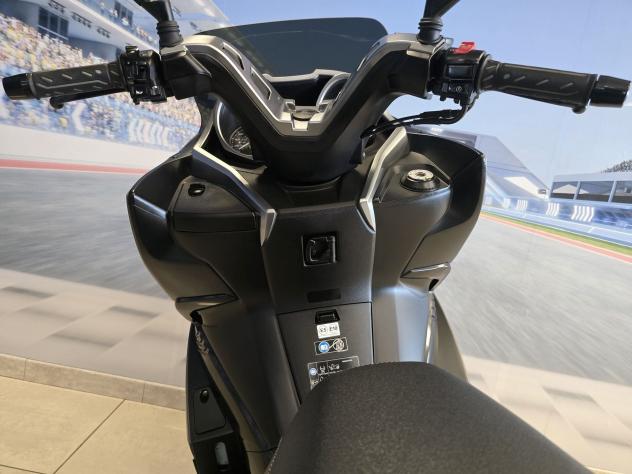 Kawasaki J300 06/2017 - Km 10800 - Foto 6
