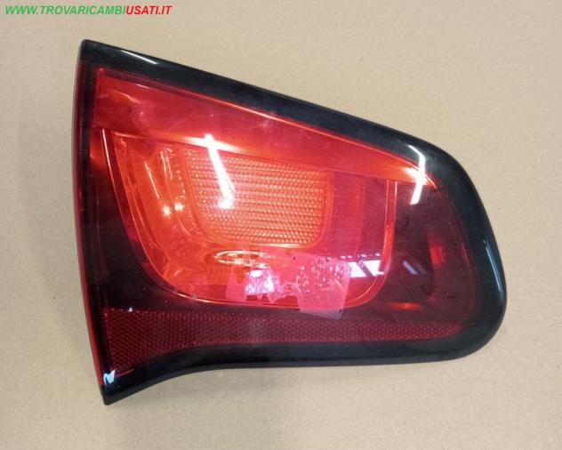 FANALE POST.INT.S. CITROEN C3 - FASCIA ROSSA - 968522580 999-U29379 Parti elettriche Fanaleria Fanali Fanale post. sx. CITROEN - C3 - 01-10-2009 -
