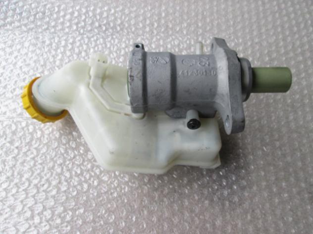 DDY94340Z POMPA VASCHETTA FRENO MAZDA 2 1.2 B 55KW 5M 5P (2004) RICAMBIO USATO 41230160 03350884931