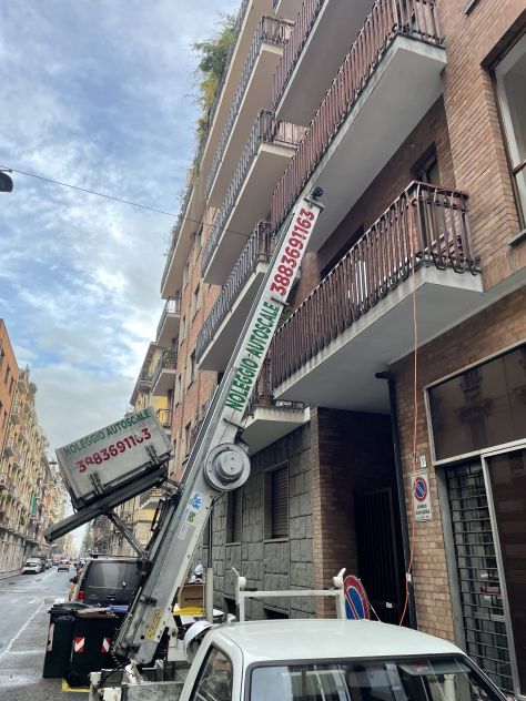 Noleggio elevatore per traslochi Torino - Foto 3