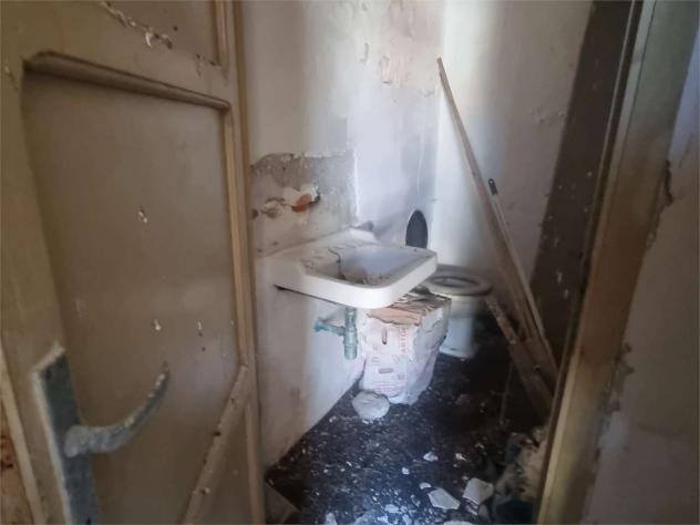 V004371 - VENDESI CASA SINGOLA A 1€ A CAMPOFRANCO - Foto 18