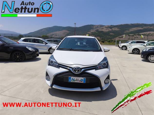 Toyota Yaris 1.0 5 porte Lounge - Foto 2
