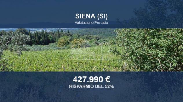 Immobile in asta di 357673 m² in vendita a Siena