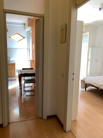 Stanza singola balcone privato 650eu tutto incluso - Foto 4