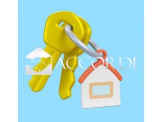 APPARTAMENTO di 4 vani e di 118 mq (CAERANO DI SAN MARCO) rif. LG110