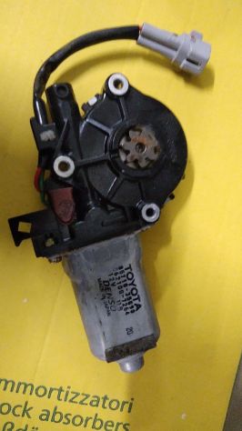 MOTORINO FINESTRINO POSTERIORE DESTRO TOYOTA 4RUNNER TOYOTA 85710-35090 - Foto 2