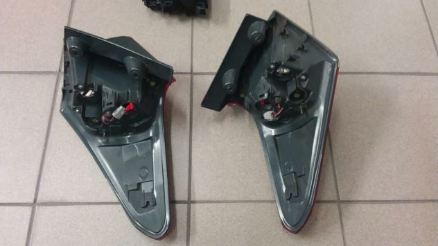 VENDESI RICAMBI per Toyota Auris Touring - Foto 2