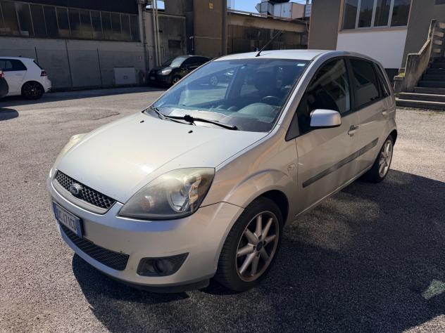 Ford Fiesta 1.4 TDCi 75cv Neopatentati