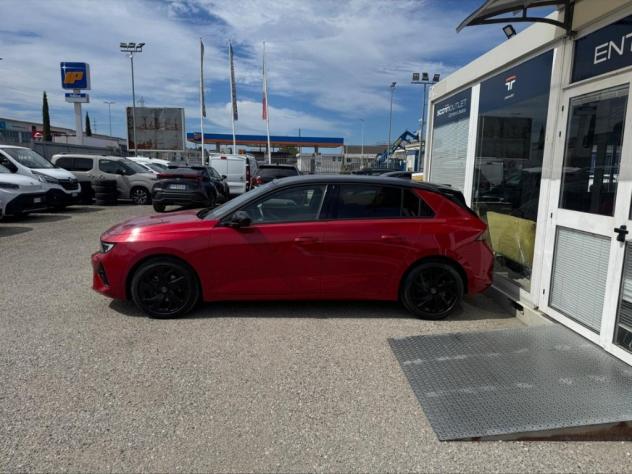 Opel Astra 5P GS Line 1.2 - Foto 7