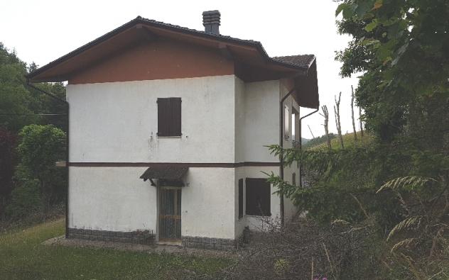 VILLA BIFAMILIARE CON TERRENO E BOSCO - Foto 2