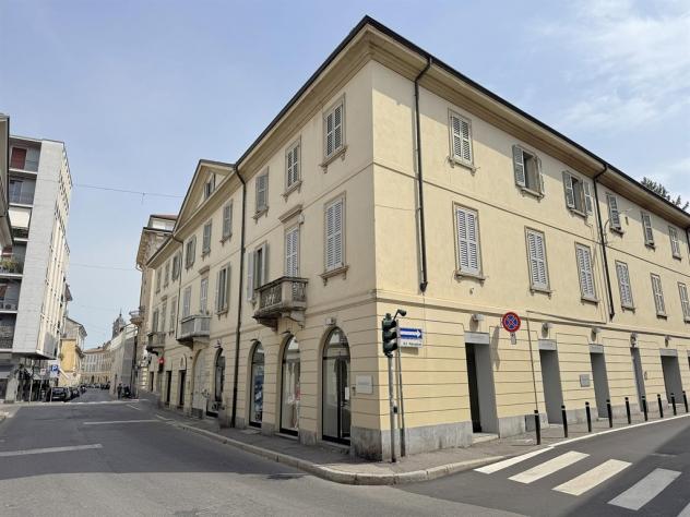Monza centro ampio bilocale completamente ristrutturato con ingresso indipendente - Foto 17