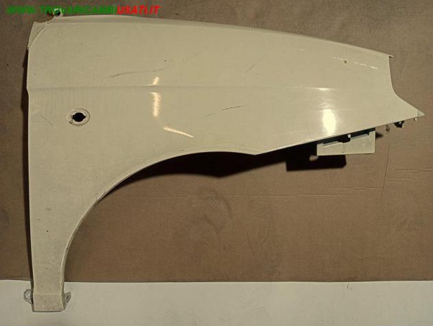 PARAFANGO ANT.DX.  BEIGE 999-U1308784 Carrozzeria  Lamierati esterni  Fiancate  Parafango ant. LANCIA - YPSILON - 01-07-2003 - 01-12-2011