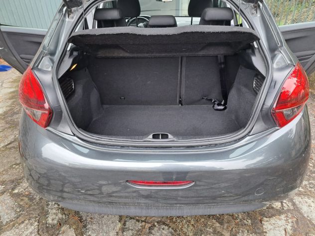 Peugeot 208 1.2 PureTech 82CV– SOLO 25.000 km – Pari al Nuovo – Unico Proprietar - Foto 6