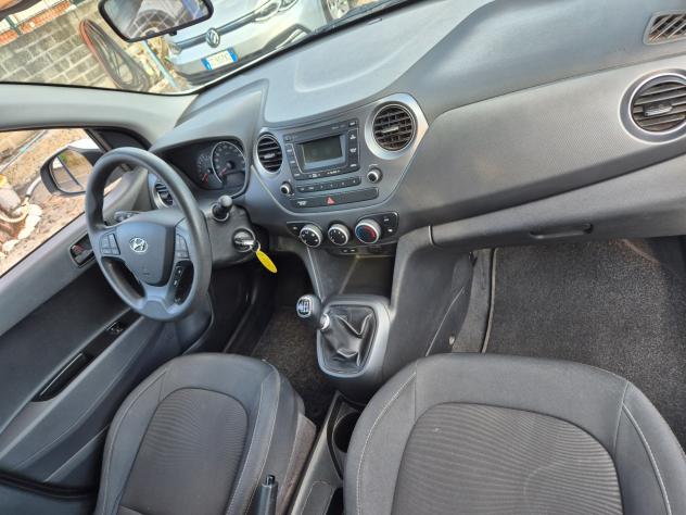 Hyundai i10 1.0 MPI Login - Foto 4