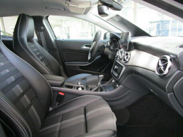 Mercedes-Benz GLA 200 d Sport VETTURA AZIENDALE KM CERTIFICATI - Foto 10
