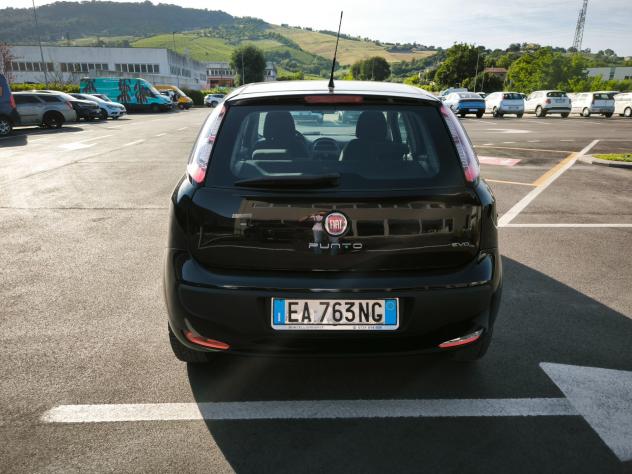 Fiat Punto Evo 1.4 5 porte Dynamic Natural Power - Foto 5