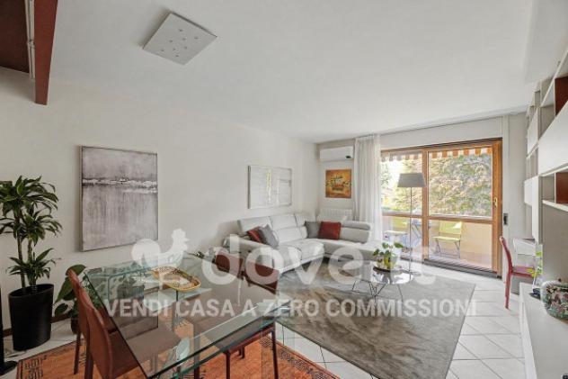 Appartamento di 100 m² con 3 locali e box auto in vendita a Albizzate - Foto 7