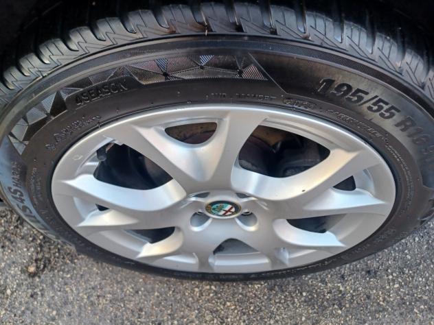 Alfa Romeo MiTo 1.3 JTDm DISTINCTIVE 2014 - Foto 8
