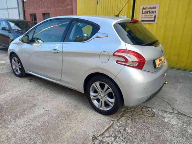 PEUGEOT 208 serie 1.2 VTi 82 CV 3 porte Allure neopatentati rif. 24211960 - Foto 4