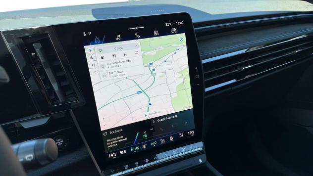 Renault Austral esprit Alpine MY25 full hybrid E-Tech 200 - Foto 8