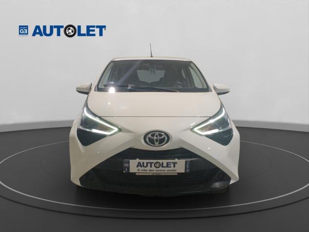 Toyota Aygo Connect 1.0 VVT-i 72 CV 5 porte x-play - Foto 2
