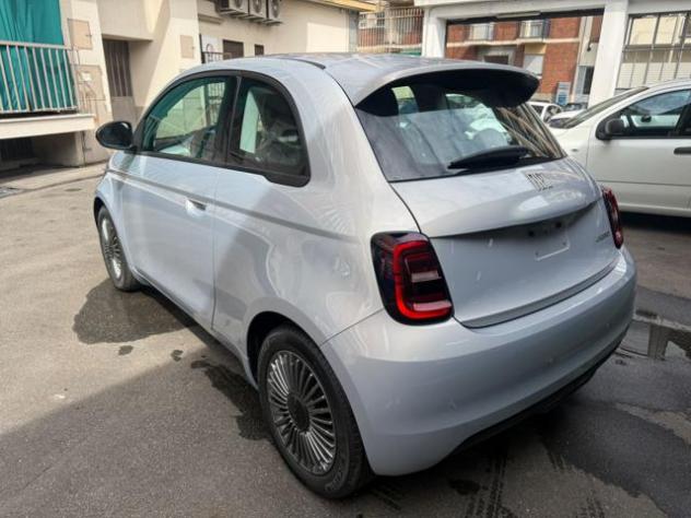 FIAT 500 1.0 Hybrid 65cv Icon + Pack Comfort Km Zero rif. 24121507 - Foto 6