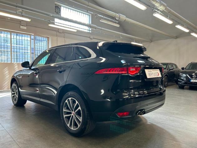 JAGUAR F-Pace (X761) F-Pace 2.0 D 180 CV AWD aut. Portfolio - Foto 4