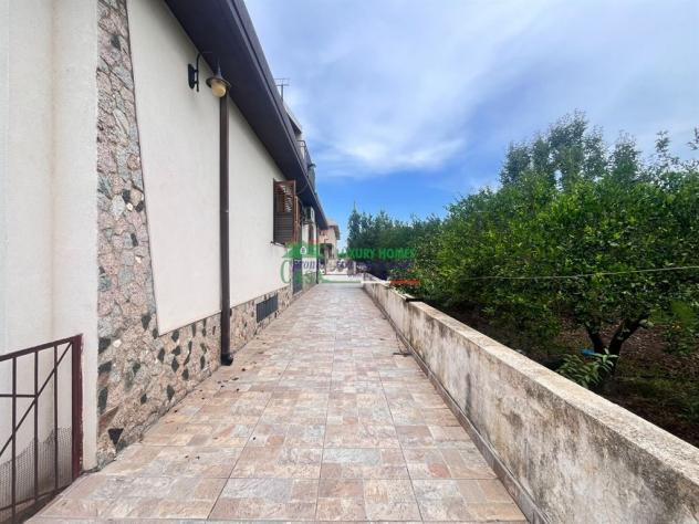 Rif: 2557 - Villetta indipendente con ampio giardino, garage e pertinenze – Contrada Deserto, Comiso - Foto 2