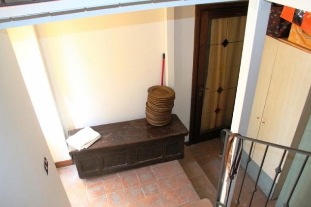Orvieto - Ampio casale ristrutturato con dependance e circa 5000 mq di terreno in vendita a pochissimi chilometri da Oriveto centro. - Foto 6