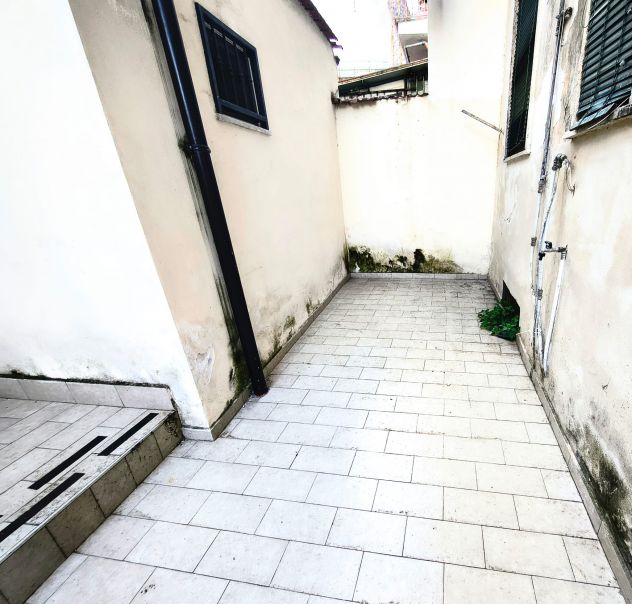 Intera Soluzione Bifamiliare Indipendente in Pieno Centro - Foto 5