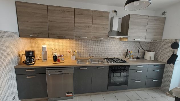 Vendo cucina lineare in ottime condizioni – 3,90 m - Udine Est