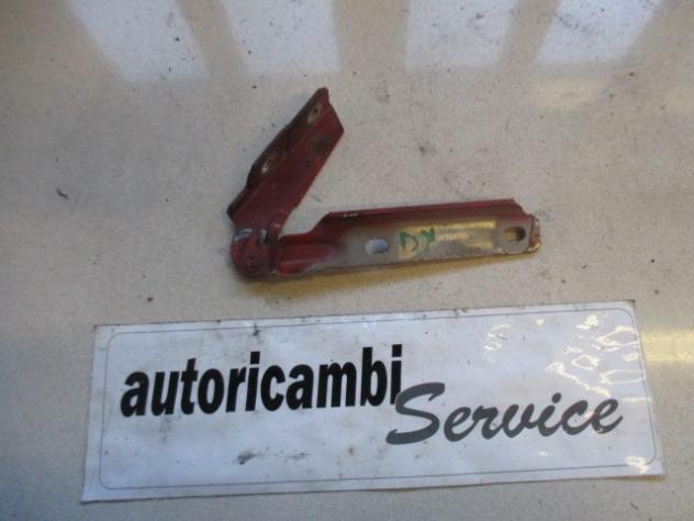 7635241 CERNIERA DESTRA COFANO ANTERIORE FIAT UNO 1.0 B 33KW 4M 5P (1989) RICAMBIO USATO