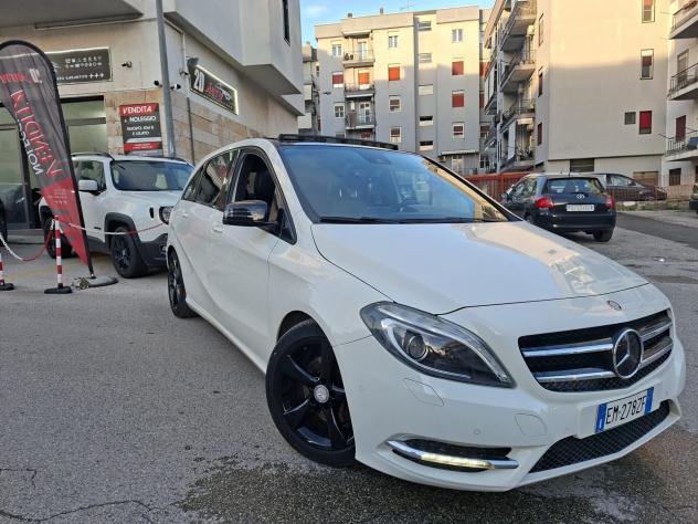 Mercedes-benz B 200* 180 CDI * Premium * TETTO PANORAMICO APRIBILE * Pelle * Garanzia 12 Mesi