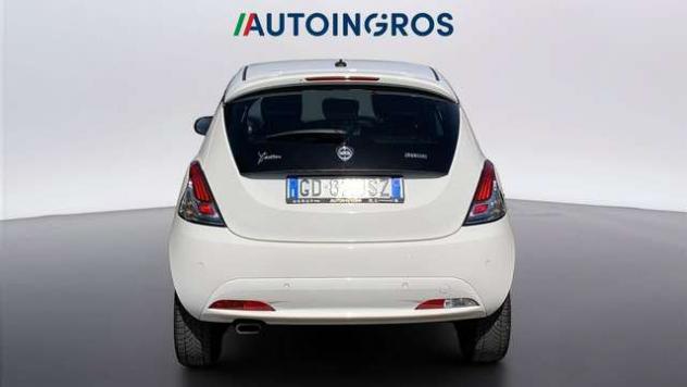 Lancia Ypsilon 1.0 firefly hybrid Gold s&s 70cv - Foto 4