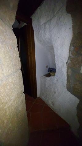 Pitigliano -- Appartamento unico nella roccia con affaccio panoramico.
Nel cuore dell'affascinante centro storico di Pitigliano, proponiamo in vendi - Foto 4