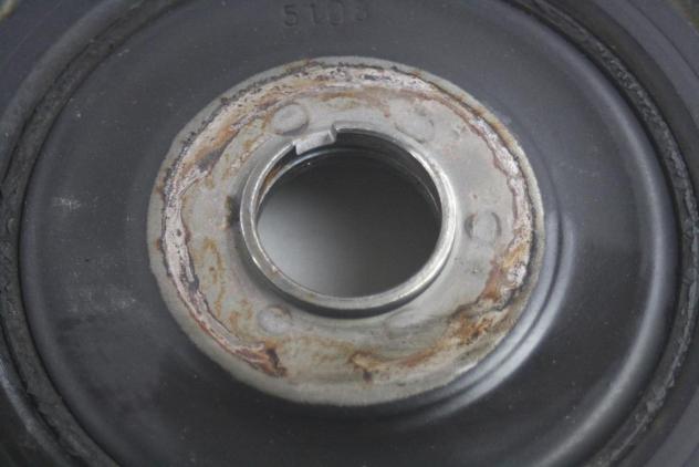 1517975 PULEGGIA ALBERO MOTORE FORD FIESTA 1.4 D 50KW 5M 5P (2009) RICAMBIO USATO - Foto 2