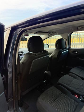 Peugeot 5008 2.0 HDi 150CV Business - Foto 10
