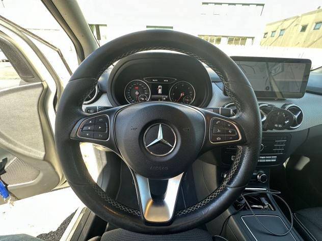 Mercedes-Benz Classe B B 200 d Automatic Business Plus - Foto 9
